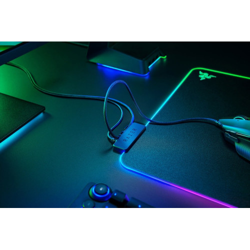 Žaidimų pelės kilimėlis Razer Firefly V2 - Chroma RGB Lighting, Juoda-Klaviatūros, pelės ir