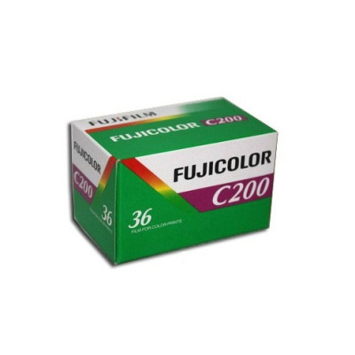 Fujicolor 200 135/36-Spalvotos fotojuostelės-Tradicinė ir momentinė fotografija
