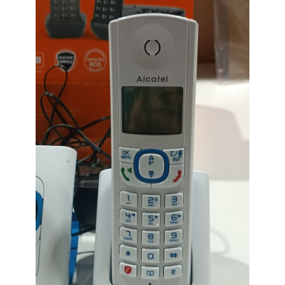 Ecost Prekė po grąžinimo Alcatel F530 Voice DUO Candy Bar telefonas Telefonai, išmanieji